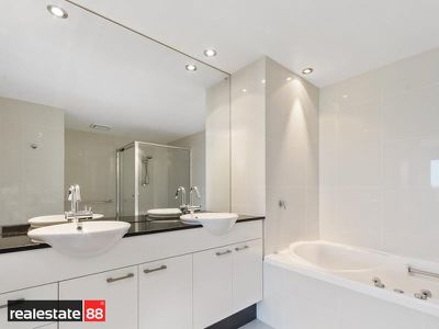 3 / 98 Terrace Road, East Perth