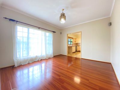 12 Bernard Street, Westmead