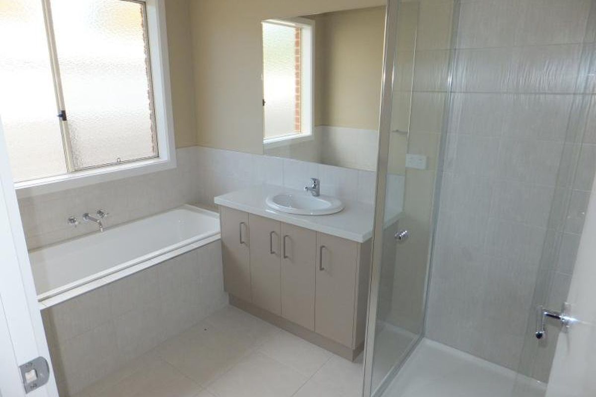 2 / 9 Richards Street, Kyabram