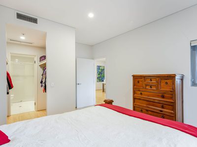 402 / 237 Adelaide Terrace, Perth