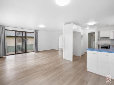 6 Stelling Avenue, Kanwal