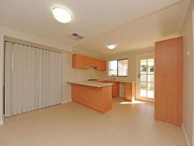 8B Keenan Street, Kalgoorlie