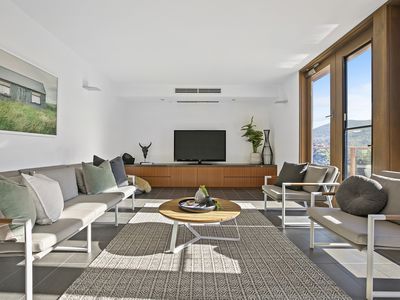 2 Tucketts Road, Mount Macedon