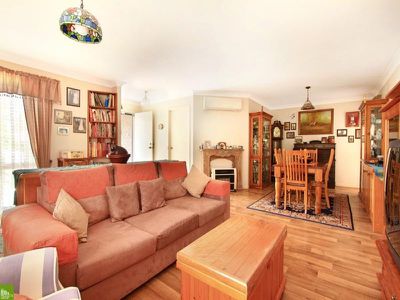 10 Jenail Place, Horsley