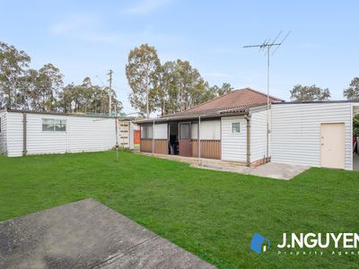 203 River Avenue, Carramar