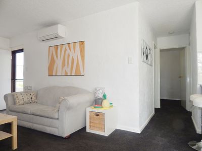 K8/125 Herdsman Parade, Wembley