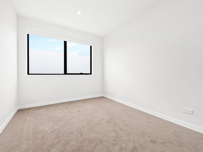 5 Dobright street, Truganina