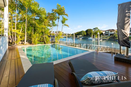 7416 Ellensbrook Drive, Hope Island