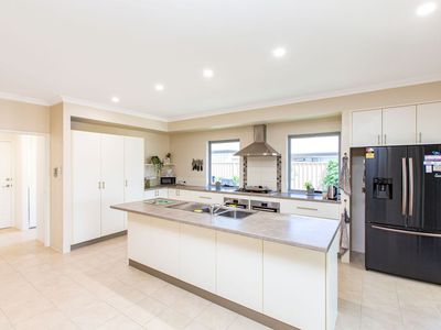 5 Tobar Road, Dalyellup