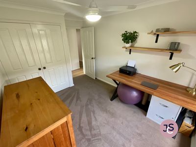 38A Decora Crescent, Warabrook