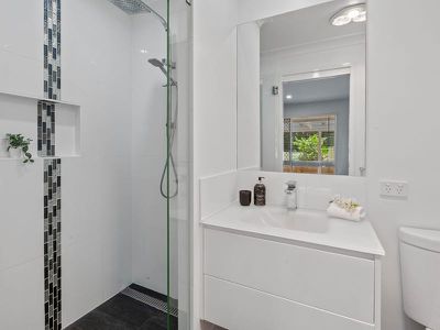 10 Gosford Court, Rochedale South