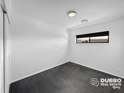 11 Waterfall Crescent, Dubbo
