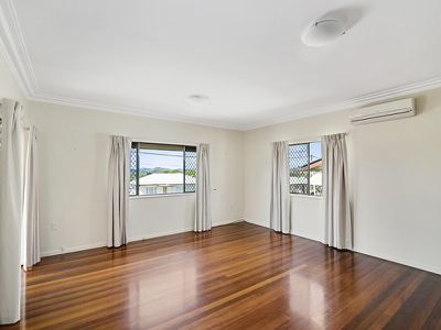 10 Blaxland Street, Eastern Heights