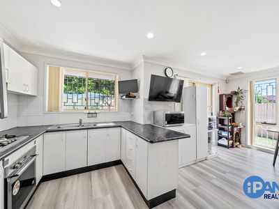 9 Berrara Close, Prestons