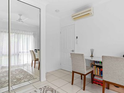 18 Travolta Close, White Rock