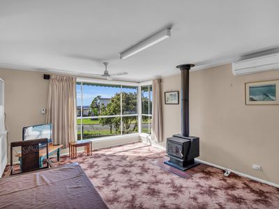 75 Mirrabooka Road, Mallacoota