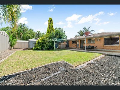 20 Brian Grove, Paradise