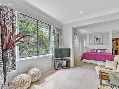 73 Johnston Boulevard, Urraween