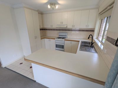1 / 1 Toyne Avenue, Hamlyn Heights