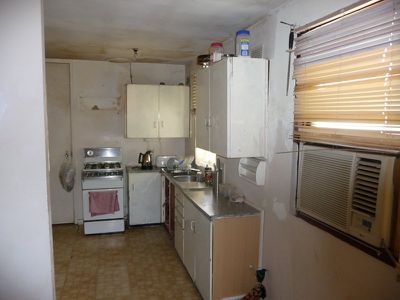 890 Howe Place, North Albury