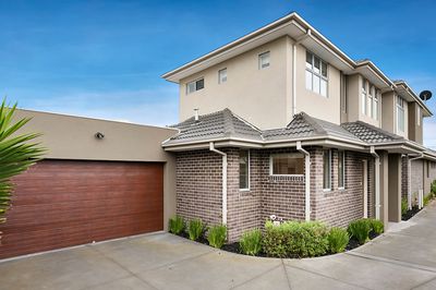 2 / 9 Myrtle Grove, Airport West