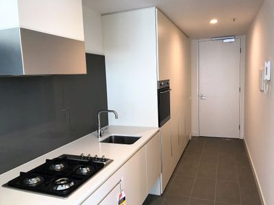 2010 / 105 Clarendon Street, Southbank