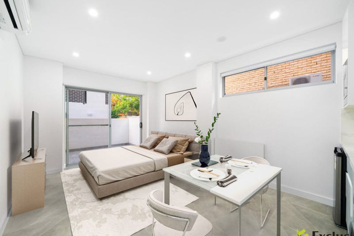 044 Henley Road, Homebush West