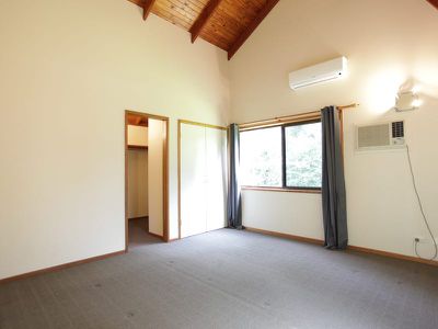 555 Priestdale Road, Rochedale South