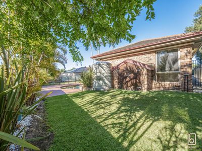 11 Dean Avenue, Kanwal