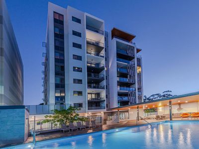 128 / 172 Railway Parade, West Leederville