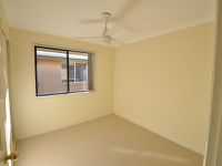 82  316 Long St East, Graceville