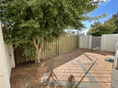 2 / 15 Boundary Road, Dubbo