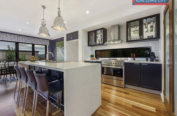 2 Firenze Road, Greenvale