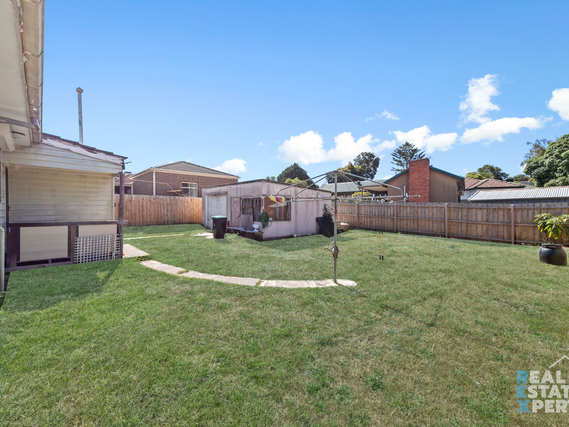 7 Bess Court, Dandenong
