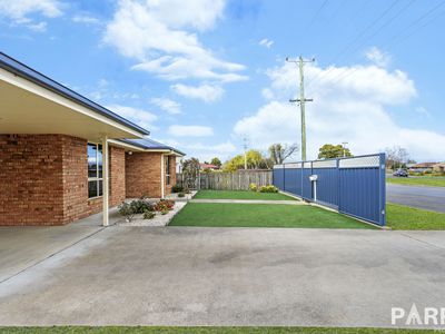 121 Wellington Street, Longford