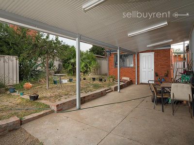 560 HANEL STREET, Albury