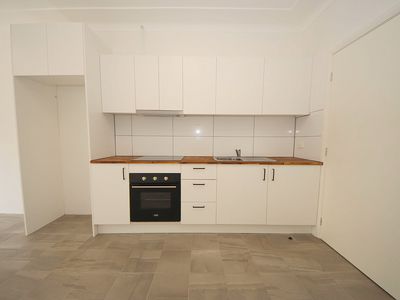 3 / 72-76 The Horsley Drive, Carramar