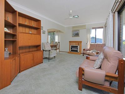 3 Davies Street, Mollymook