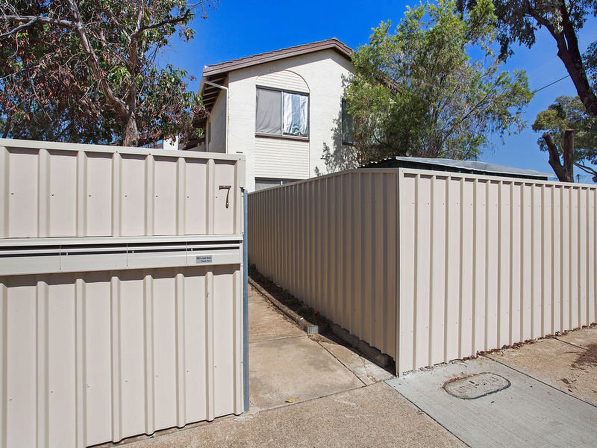 3 / 7 Waterman Terrace, Mitchell Park