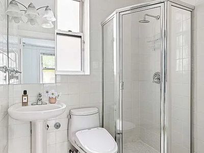 1re / 103 East 75th Street, E 75th St #1RE, New York, NY, International