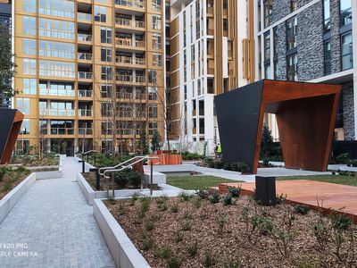 21909 / 2 Figtree Drive, Sydney Olympic Park