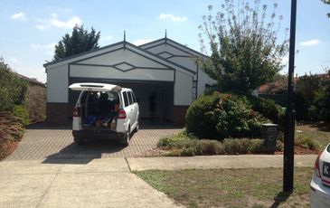 16 Retreat Circuit, Beaconsfield