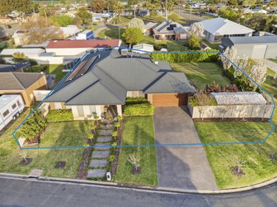 1 Malone Mews, Finley