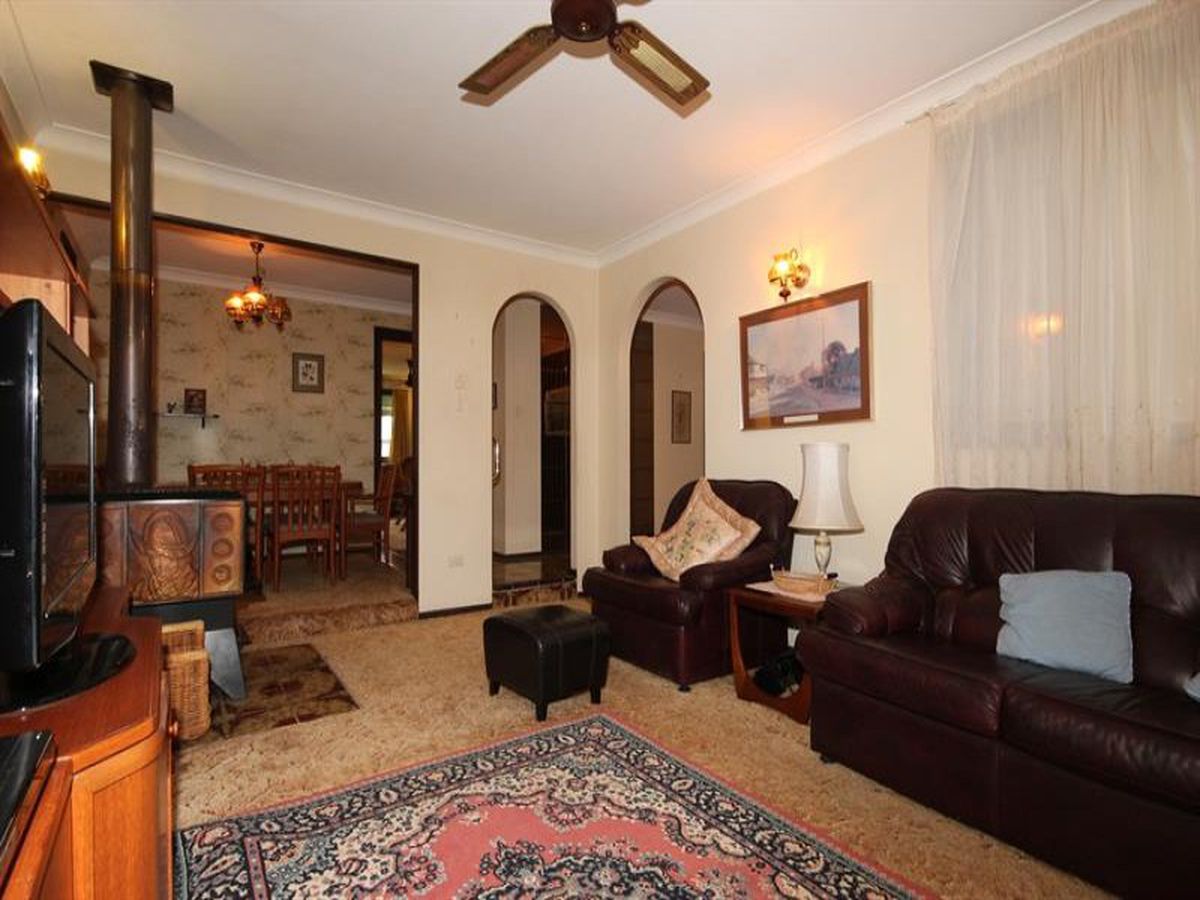 32 John Pde, Lemon Tree Passage, Lemon Tree Passage - Thumbnail 3