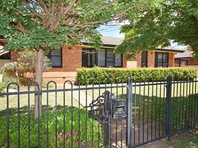 135 Bultje Street, Dubbo