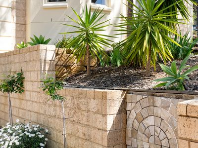 2 Nunyara Crescent, Belair