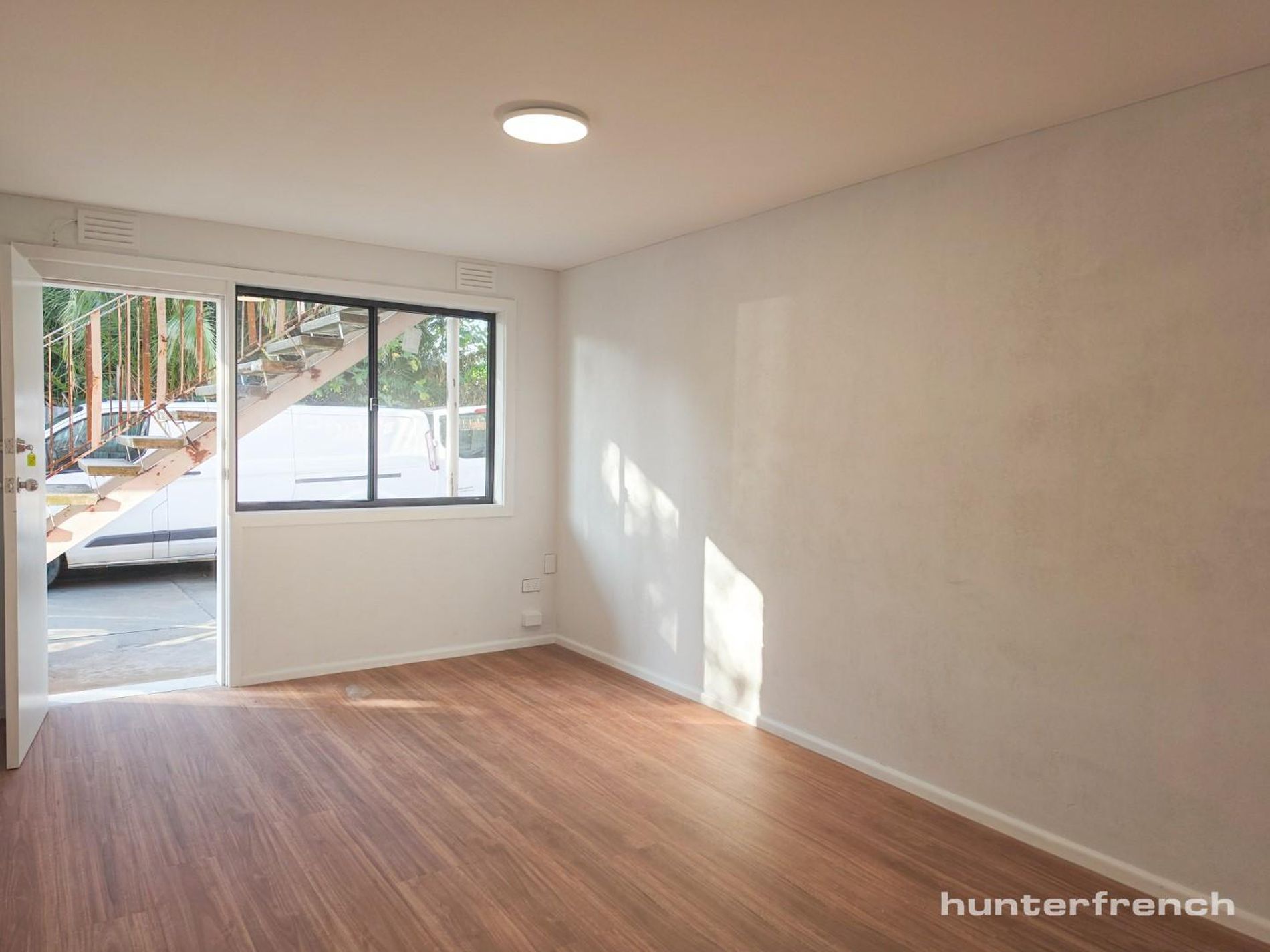 3&4 / 68 Grieve Parade, Altona