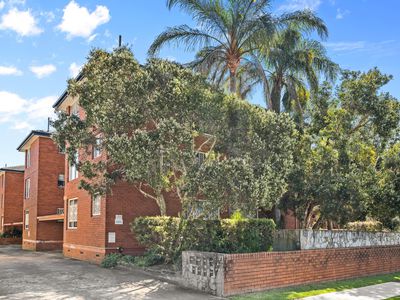 17 / 40 Fourth Avenue, Campsie
