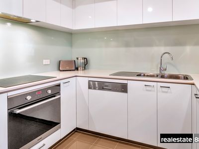 59 / 172 Railway Parade, West Leederville