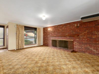 8 Hanley Cres, Seymour